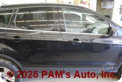 Vehicle photo 3