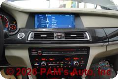 Vehicle photo 13