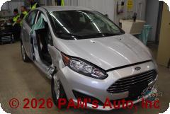 Vehicle photo 2