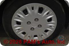 Vehicle photo 9