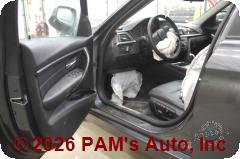 Vehicle photo 10