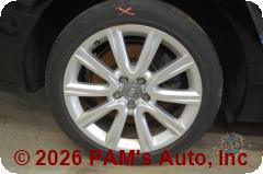 Vehicle photo 9