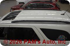 Vehicle photo 8