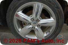 Vehicle photo 9