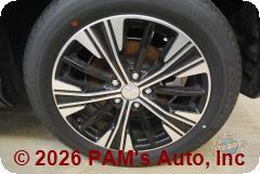 Vehicle photo 9