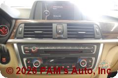 Vehicle photo 13