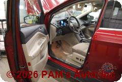 Vehicle photo 10