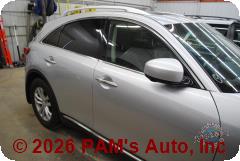 Vehicle photo 3