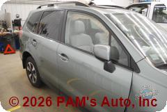 Vehicle photo 3