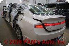 Vehicle photo 6