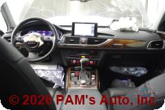 Vehicle photo 14