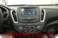 Vehicle photo 13