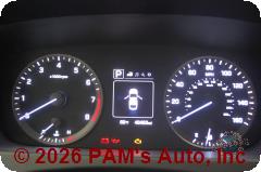Vehicle photo 12