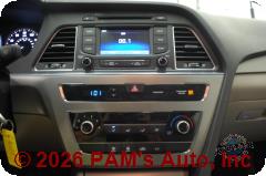 Vehicle photo 13