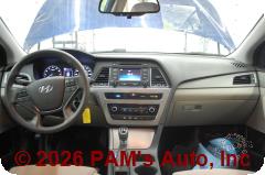 Vehicle photo 14