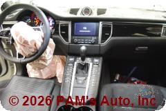 Vehicle photo 14