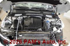Vehicle photo 15