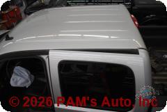 Vehicle photo 13