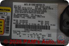 Vehicle photo 16