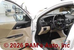 Vehicle photo 10