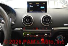 Vehicle photo 13