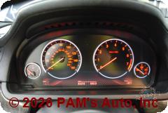 Vehicle photo 12