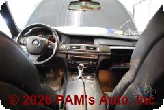 Vehicle photo 14