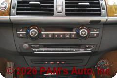 Vehicle photo 13
