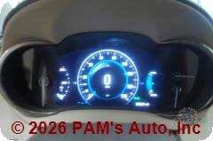 Vehicle photo 12