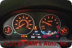 Vehicle photo 12