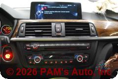 Vehicle photo 13