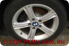 Vehicle photo 9