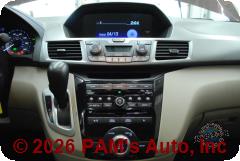 Vehicle photo 13