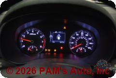 Vehicle photo 12