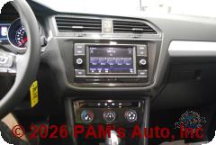 Vehicle photo 13
