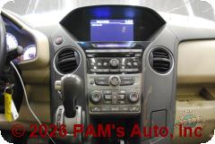 Vehicle photo 13