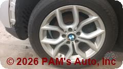 Vehicle photo 9