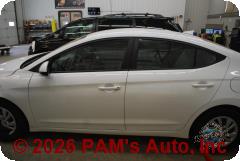 Vehicle photo 7