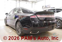 Vehicle photo 6