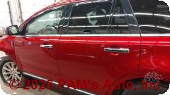 Vehicle photo 7