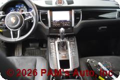 Vehicle photo 14