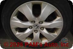 Vehicle photo 9