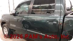 Vehicle photo 7