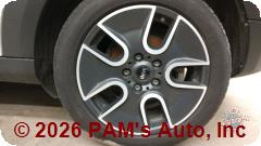 Vehicle photo 9