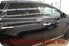 Vehicle photo 3