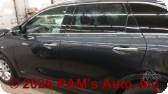 Vehicle photo 7