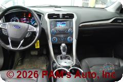 Vehicle photo 14
