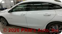 Vehicle photo 7