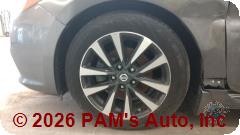 Vehicle photo 9