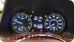 Vehicle photo 12